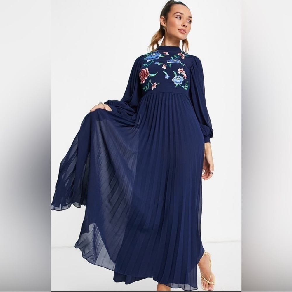 ASOS Designhighneck pleated long sleeve skater maxi dress embroidery navy - Picture 3 of 10